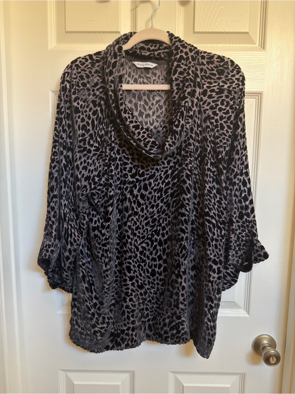 NWOT Tommy Bahama Tropanimal Silk Velvet Burnout Top XL Leopard